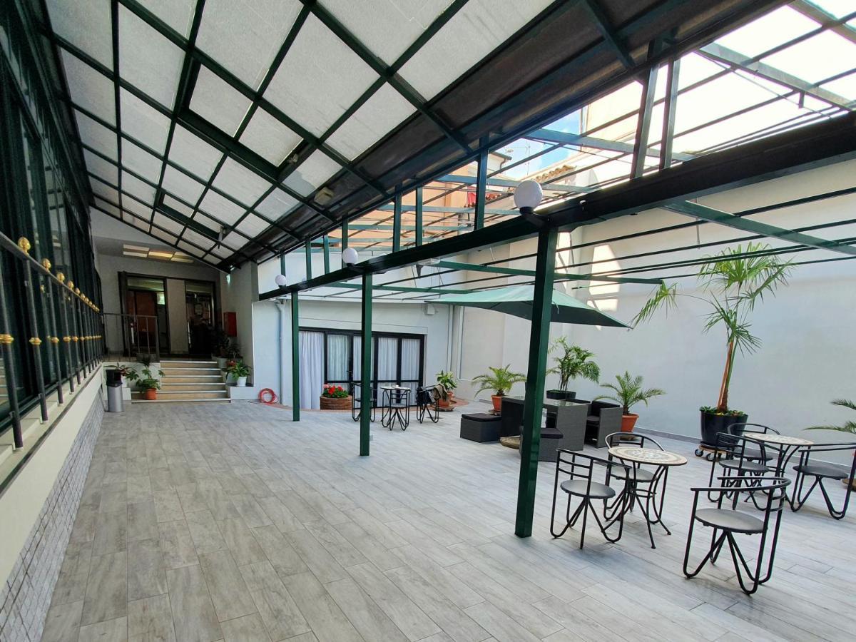 Hotel Perla Massa Lombarda Екстериор снимка